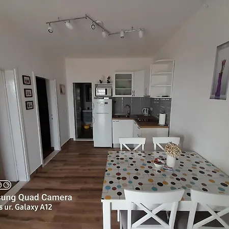 Dobrila - Two Bedroom With Terrace - A2 * Jelsa (Hvar)