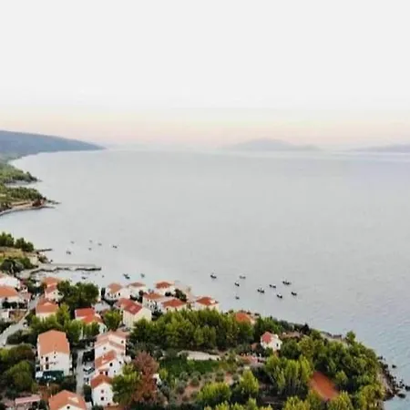 Dobrila - Two Bedroom With Terrace - A2