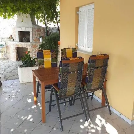 Daire Dobrila - Two Bedroom With Terrace - A2 *