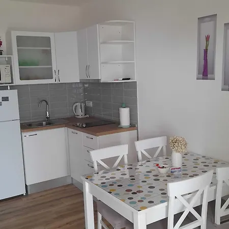Dobrila - Two Bedroom With Terrace - A2 Apartamento